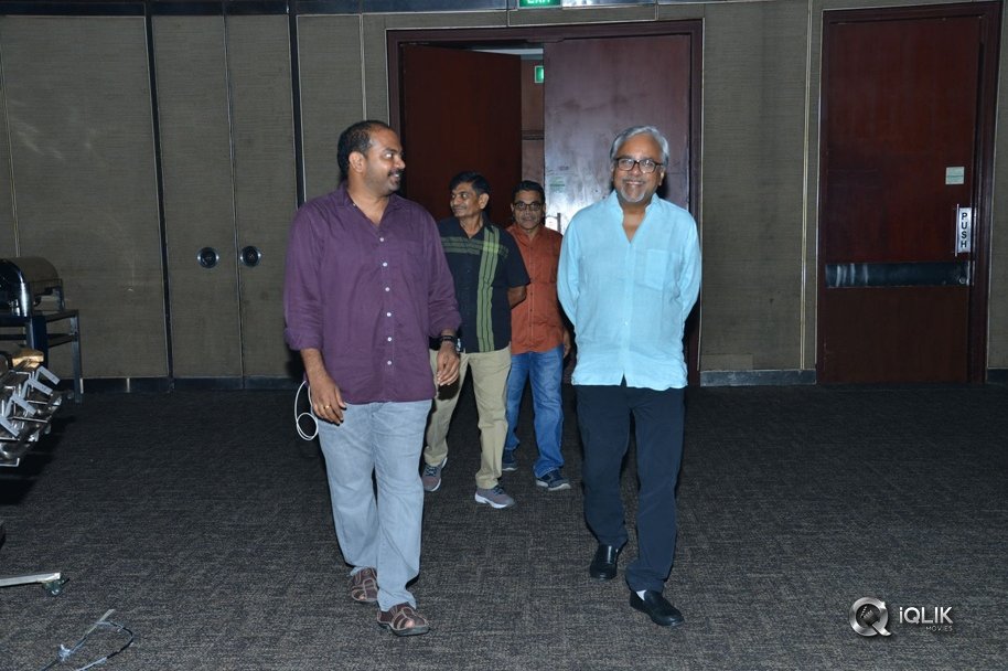 Naa-Nuvve-Pre-Release-Function-Photos